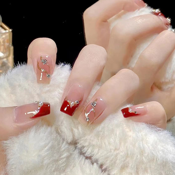 Festive Holiday Themed Press-On Nail Art Kalsten