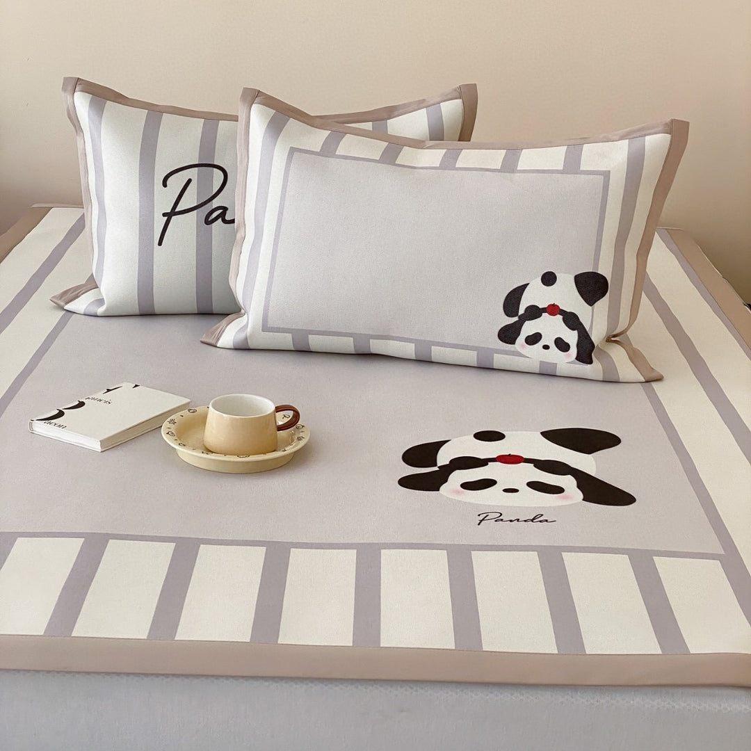 Fitted sheet with non-slip edging, cute panda print & striped border