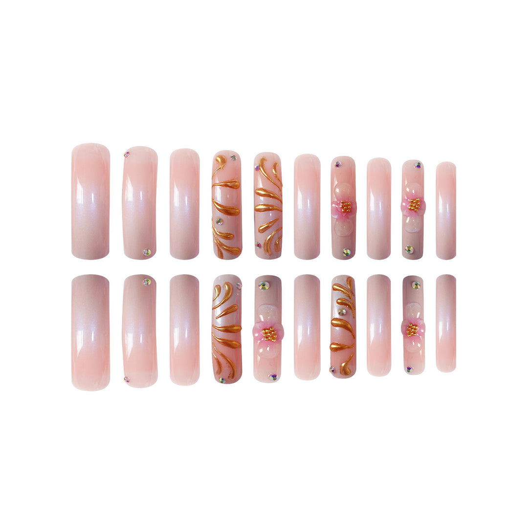 Luxury Gold-Accented Press-On Nail Art Kalsten