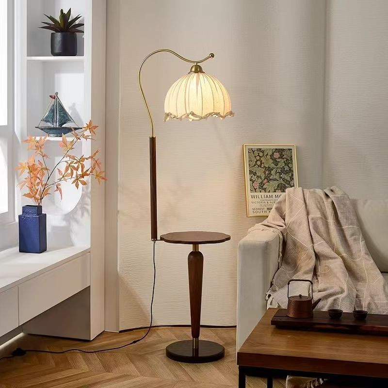 Stylish Curved Floor Lamp