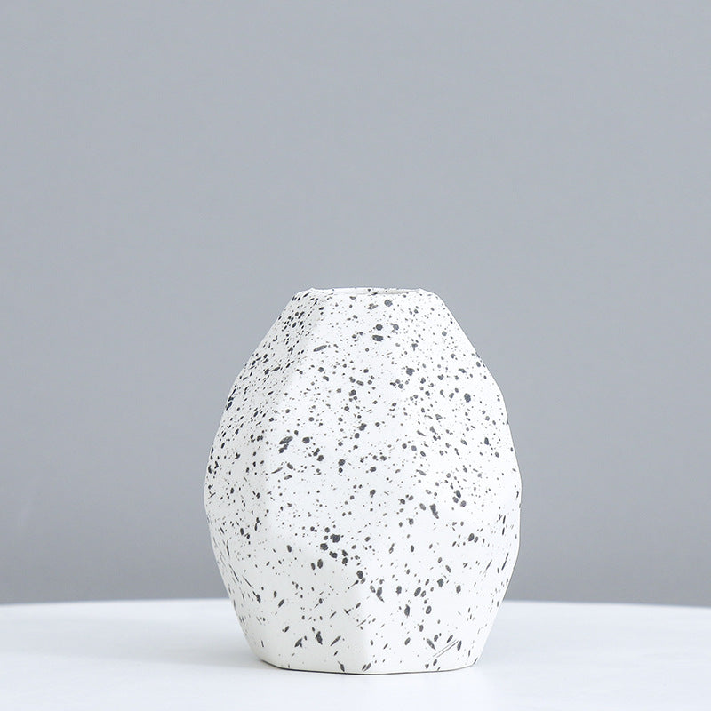 Geometric Decorative Ceramic Vase Kalsten