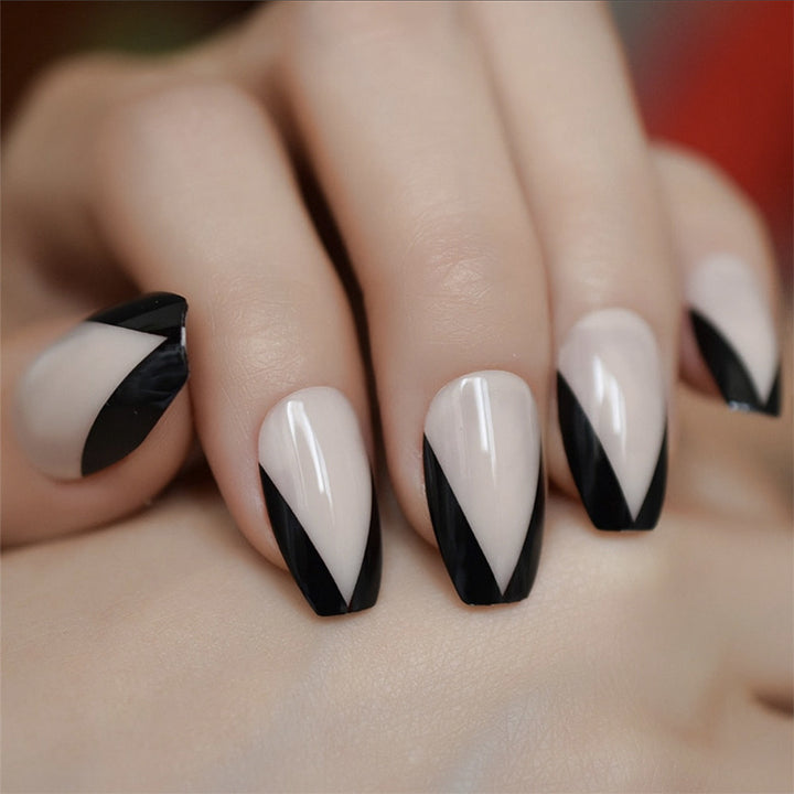 Geometric Patterned Press-On Nail Set  1791803987