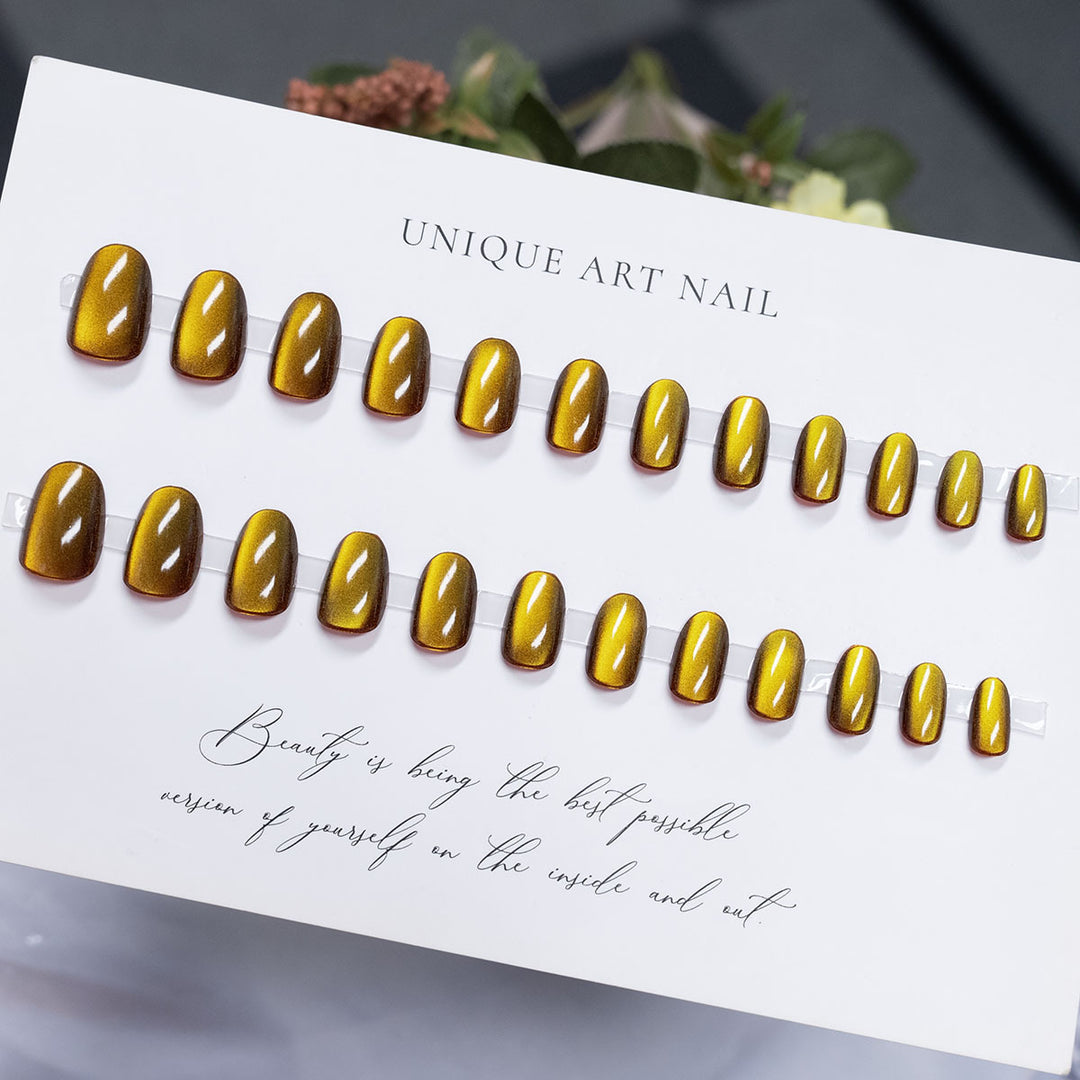 Glossy Press-On Nail Art Set