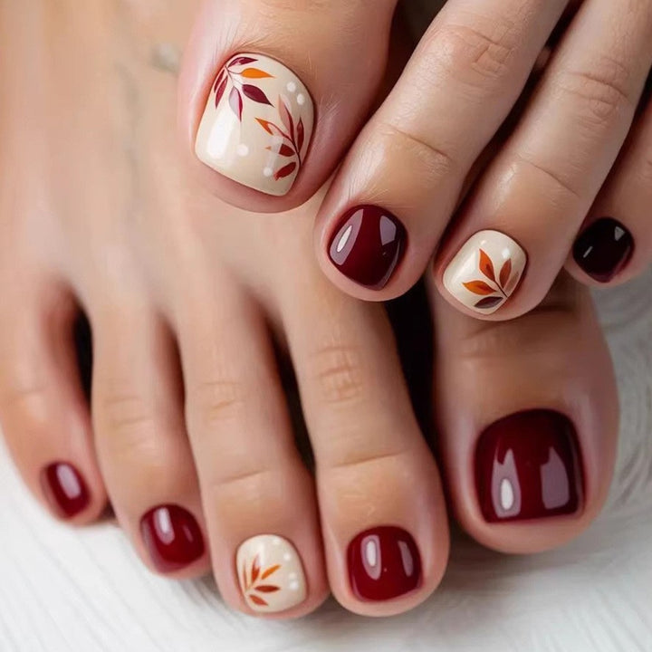 Artificial nails for elegant foot care Kalsten