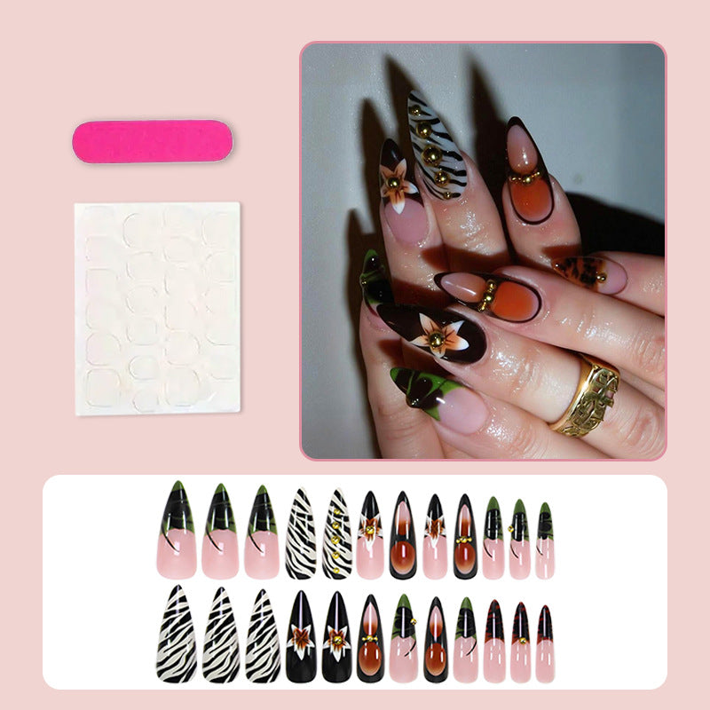 Artificial nail set with elegant flower and animal motif Kalsten