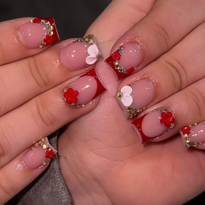 Floral-Accent Press-On Nail Art Kalsten