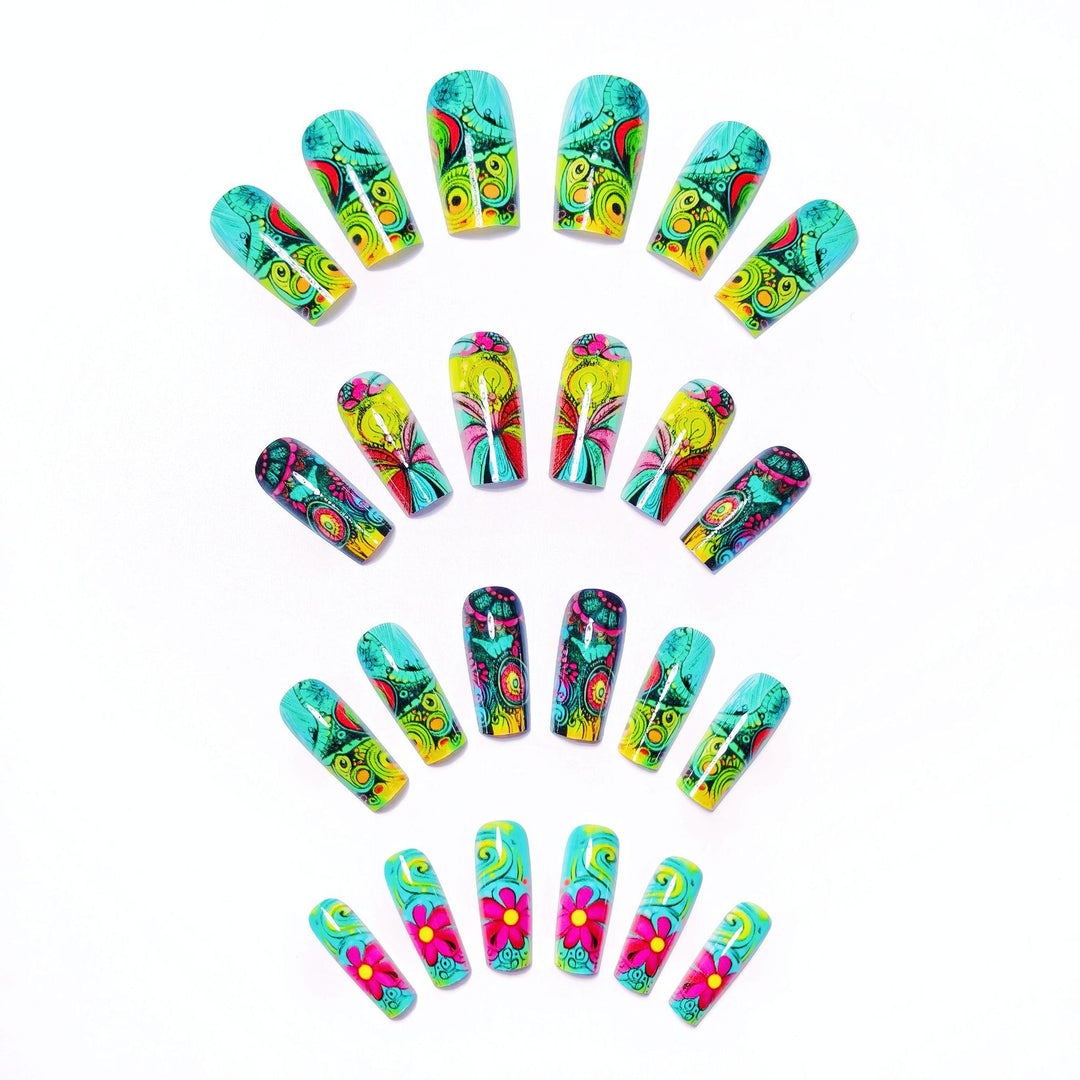 3D Artistic Floral Nail Art Kalsten