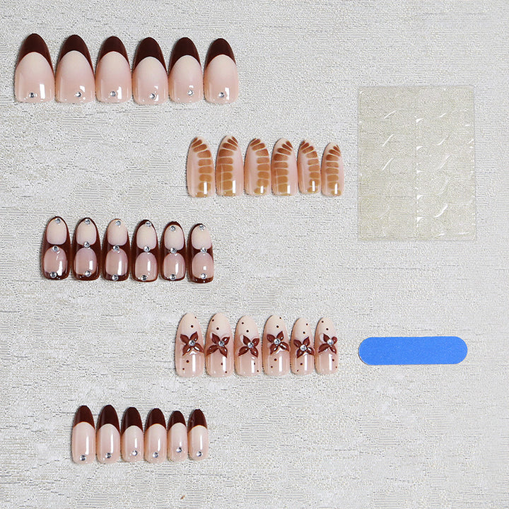 Artificial nails with elegant motif designs Kalsten