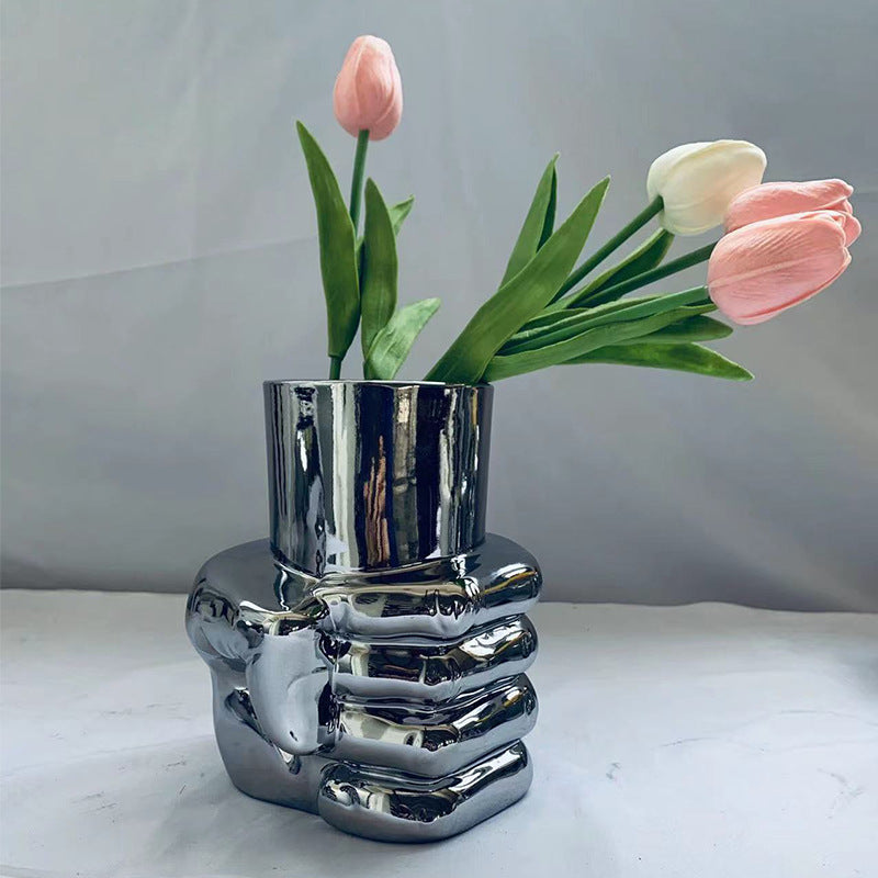 Modern Sculptural Vase Kalsten