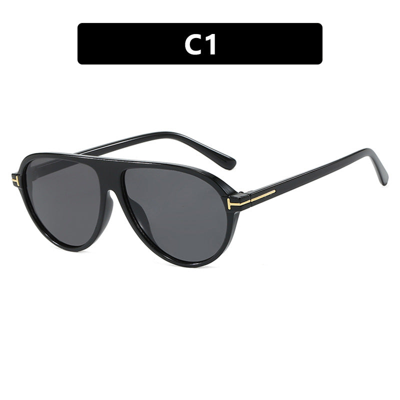 Women's trendy oversized sunglasses with elegant metal frame and UV protection Kalsten