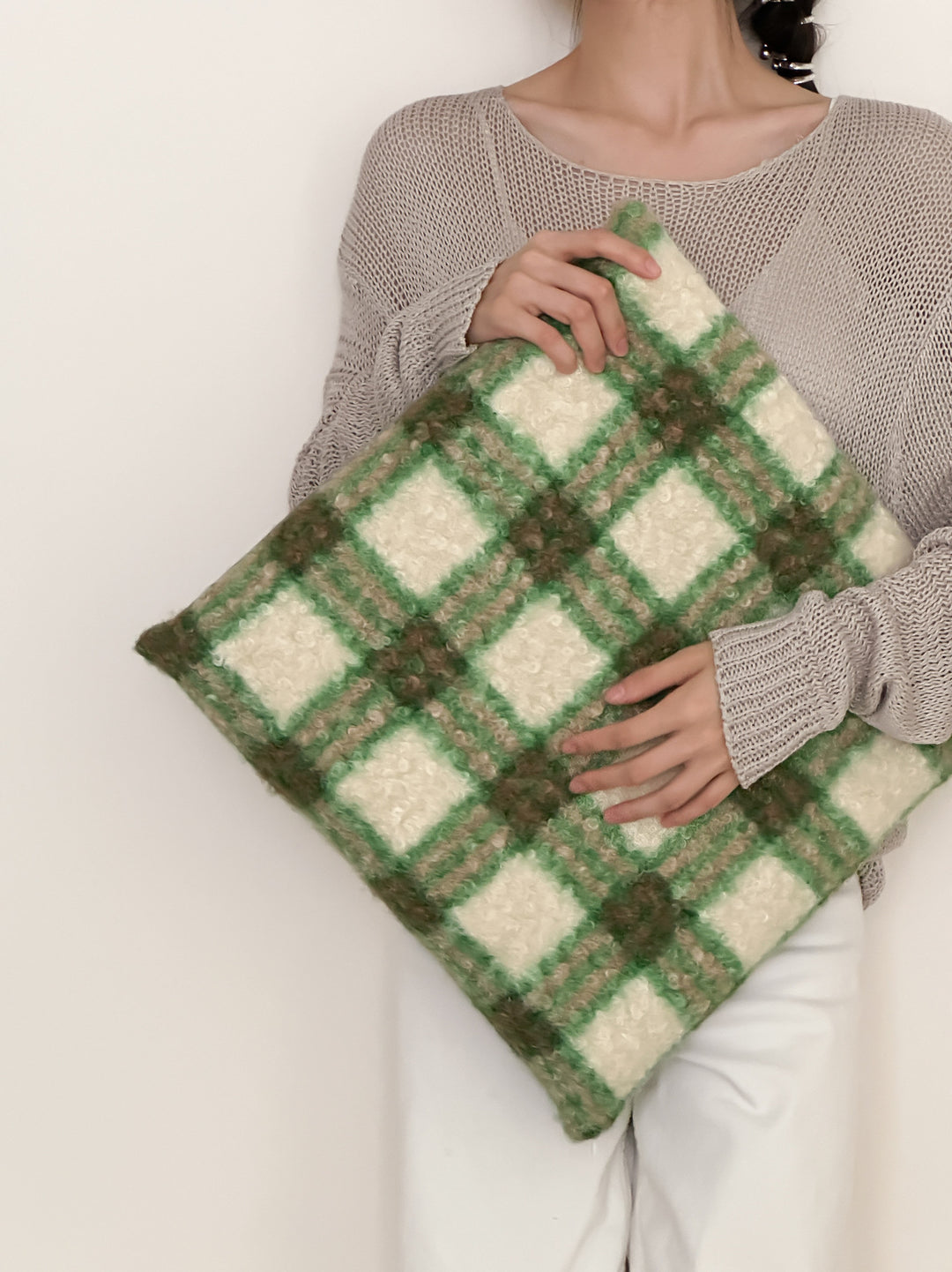 Oversize Sherpa Clutch with floral bouclé look