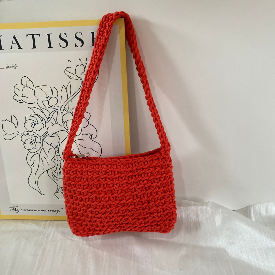 Hand-knotted shoulder bag made of high-quality sustainable material Kalsten