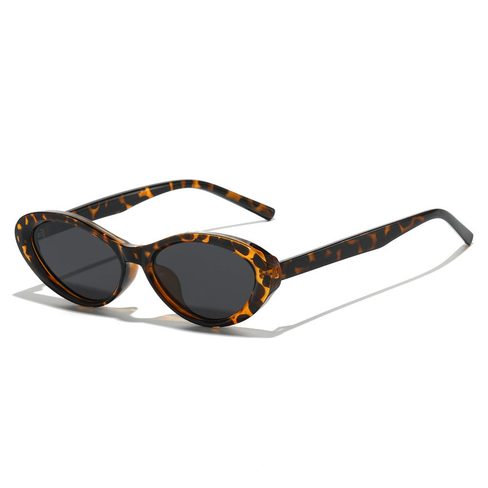 Retro-Inspired Bold Cat-Eye Sunglasses Kalsten