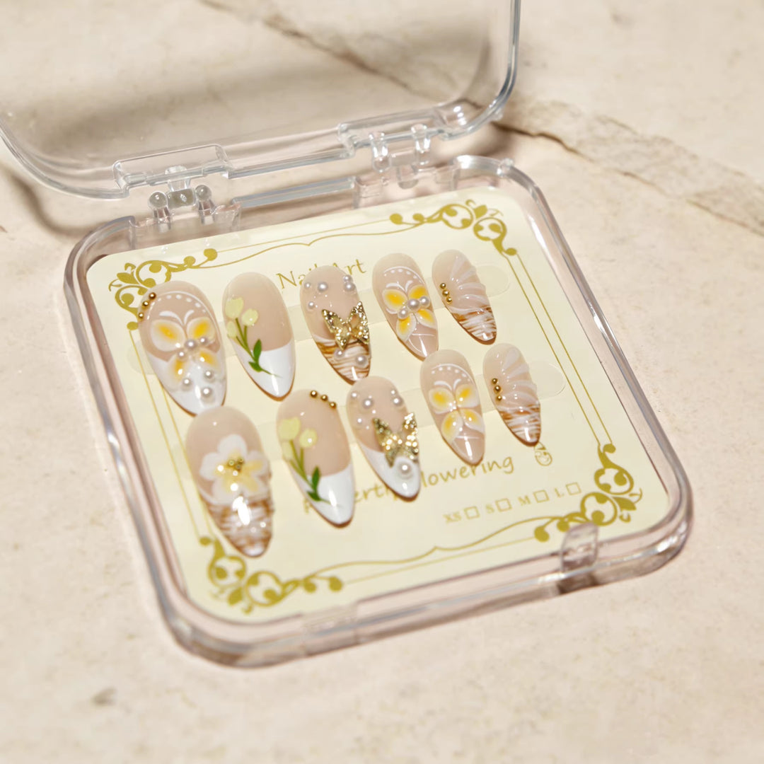 Floral Design Luxury Press-On Nails Kalsten