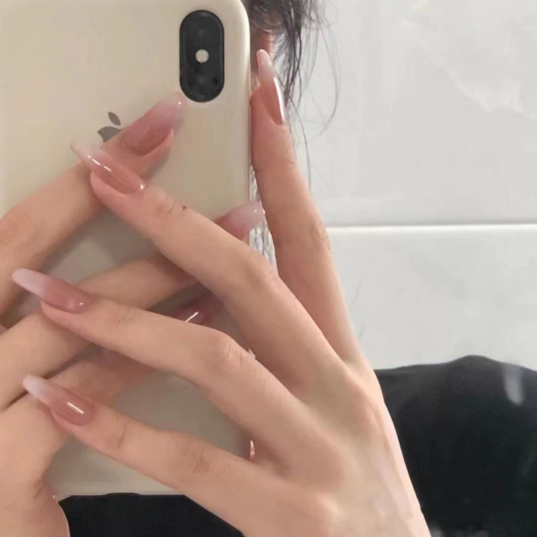 Sophisticated Long-Lasting Gel Nail Tips