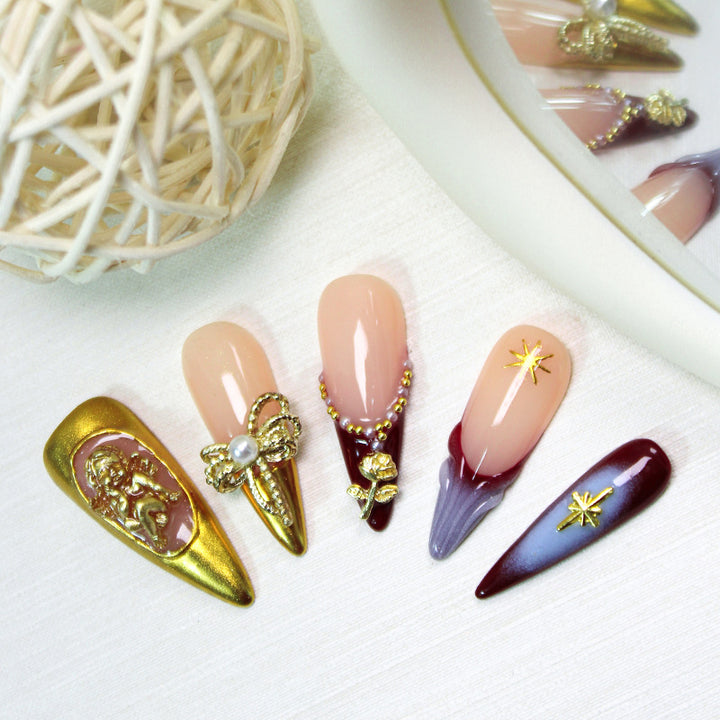 Artificial nail set with glamorous decorations and elaborate details Kalsten