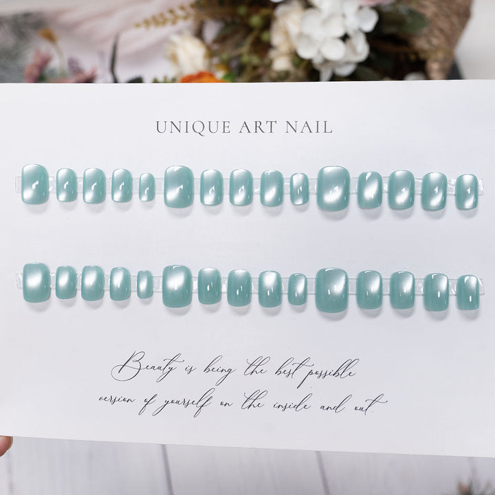 Elegant Press-On Nail Art Set