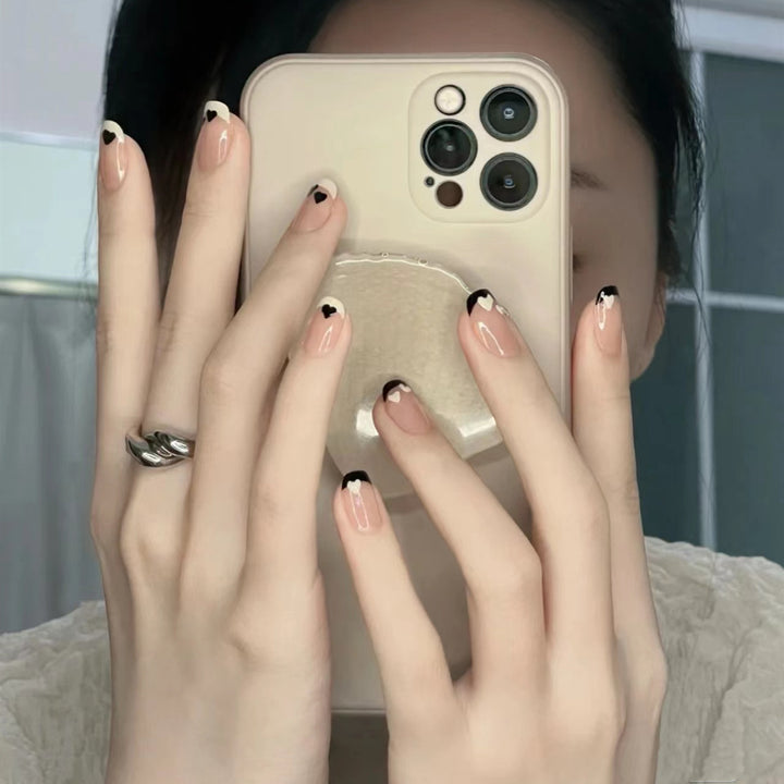 Artistic Heart-Patterned Press-On Nails
