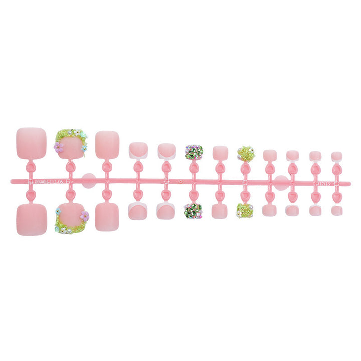 Nail set with creative floral and crystal motifs Kalsten