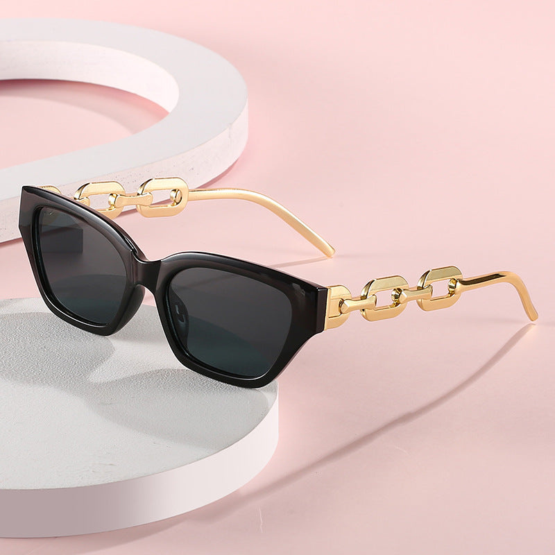 Ladies fashionable Cat-Eye sunglasses with luxurious chain frame Kalsten