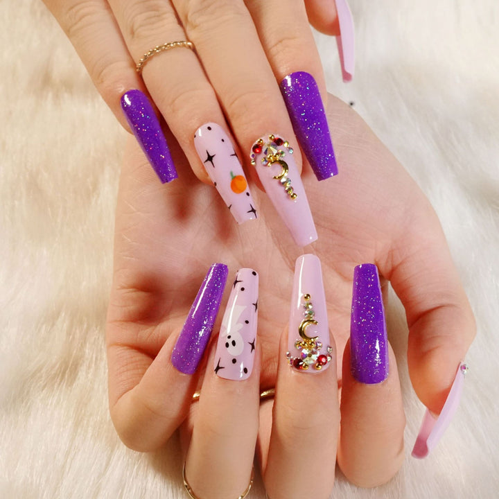 Artistic Nail Art with Creepy Designs Kalsten