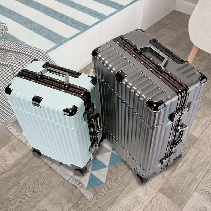 Durable Hard-Shell Rolling Suitcase Kalsten