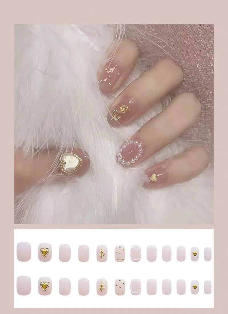 Luxurious Decorative Press-On Nail Set