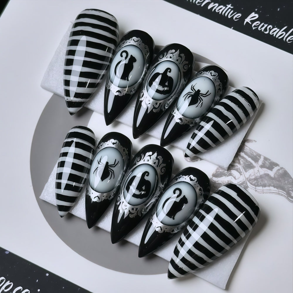 Artificial Nails in Creative Halloween Design Kalsten