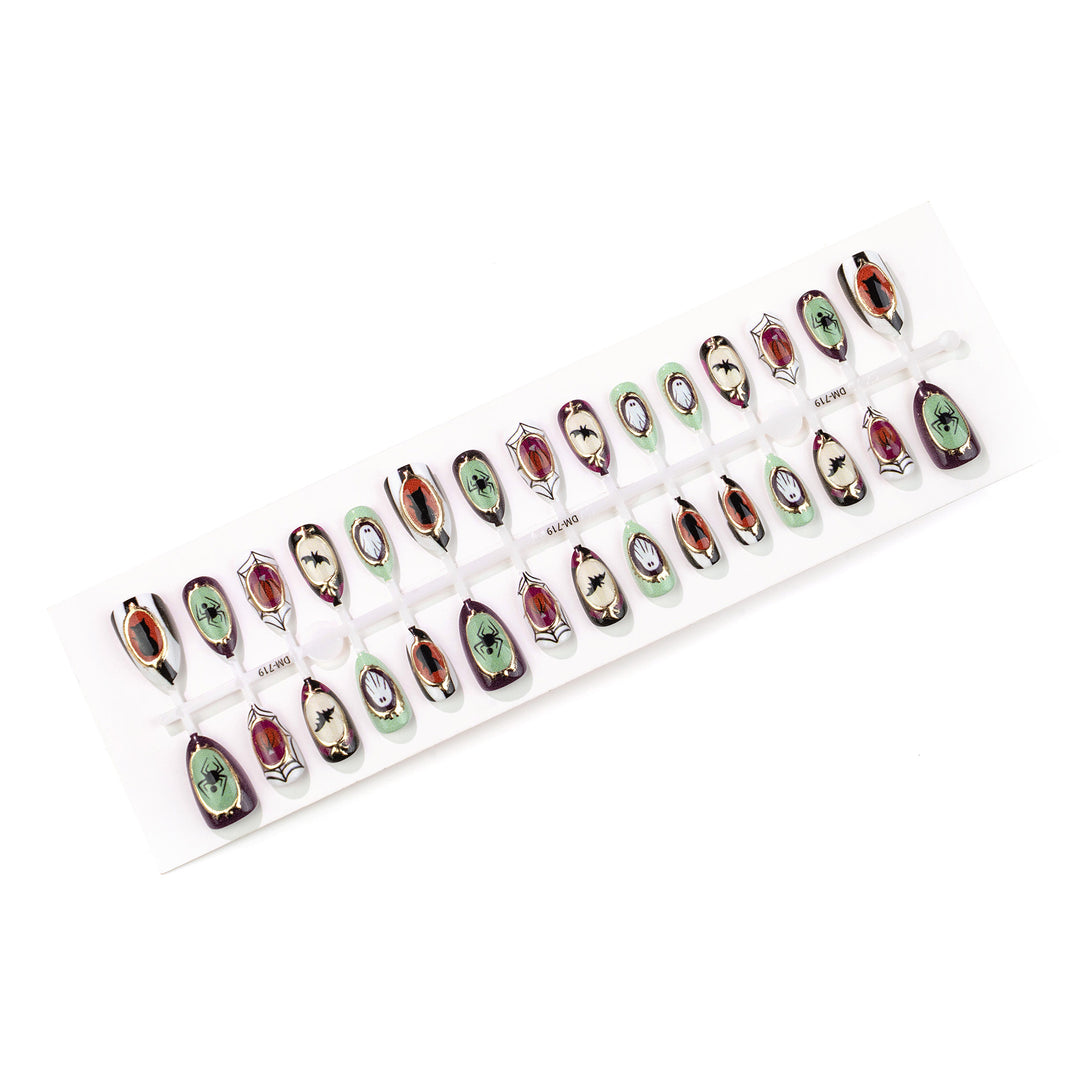 Halloween-Themed Press-On Nail Art Set 1790738650