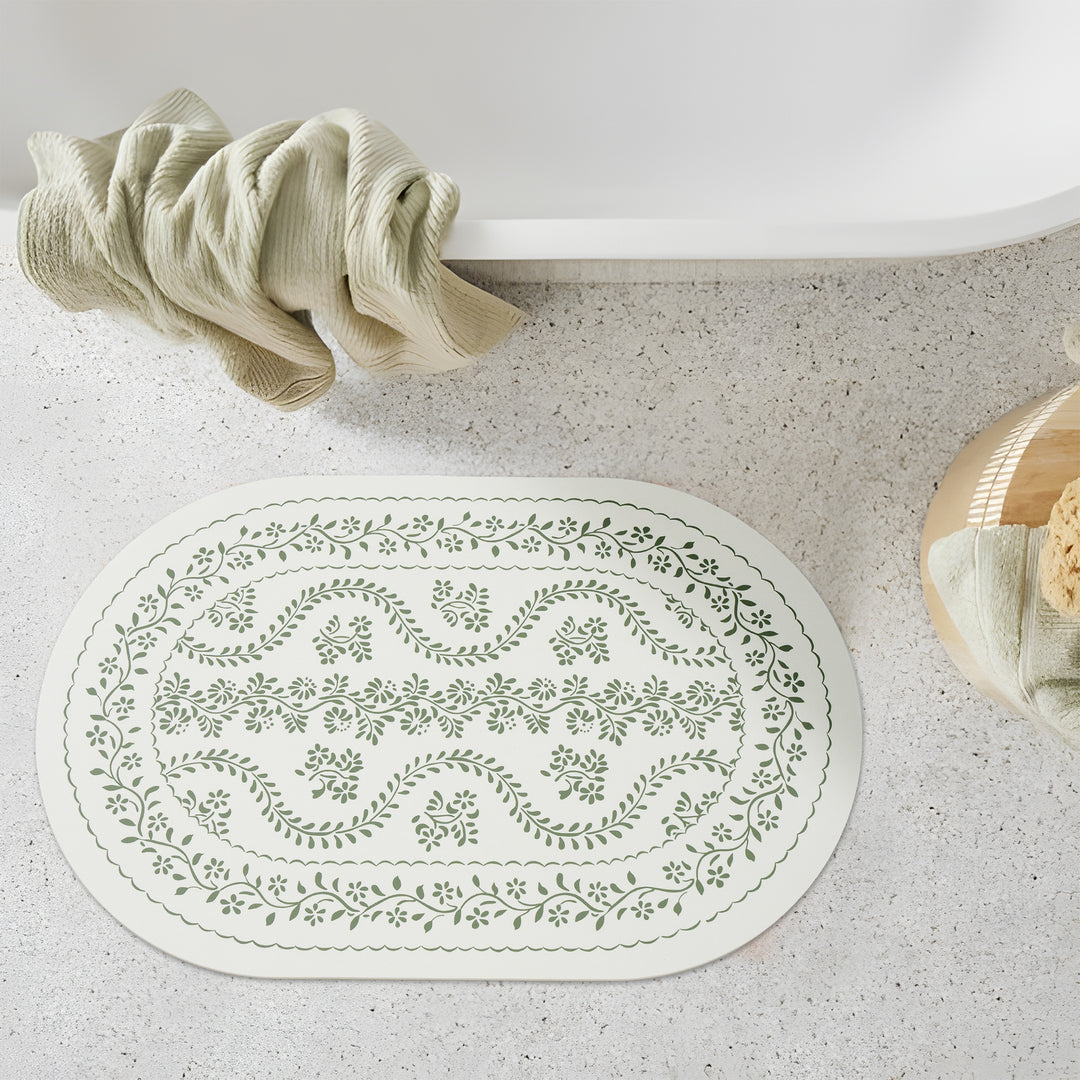 Kalsten Bath Mat Set made of soft microfiber with non-slip latex backing and delicate ornamental print