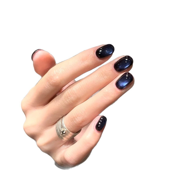 Magnetic Ombre Nail Art