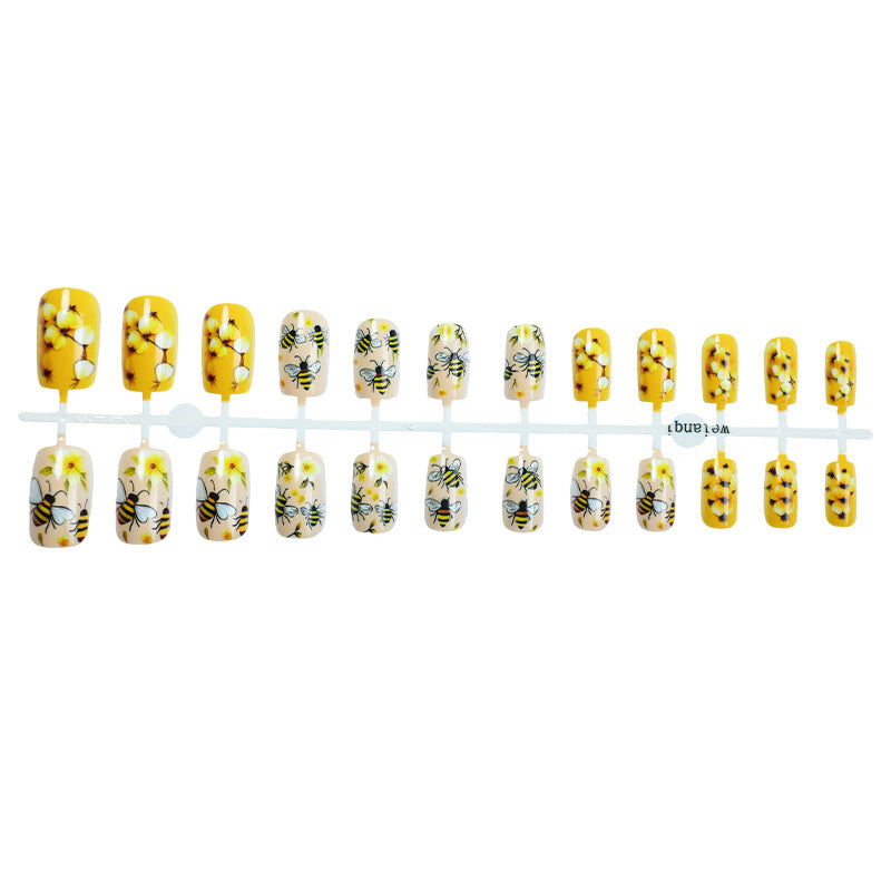Bee-Themed Press-On Nail Art Set kalsten