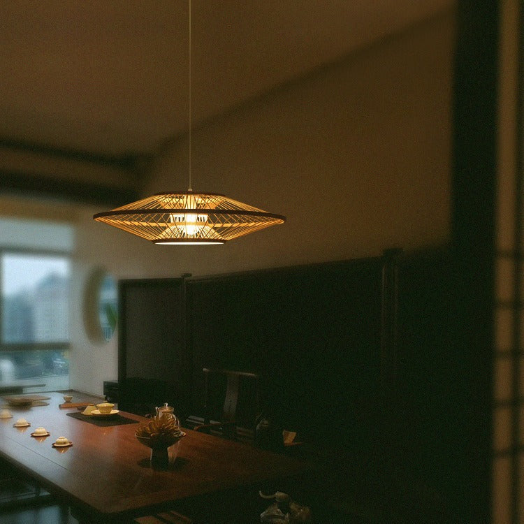 Geometric Pattern Pendant Light