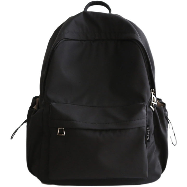 Practical backpack with innovative closure system Kalsten