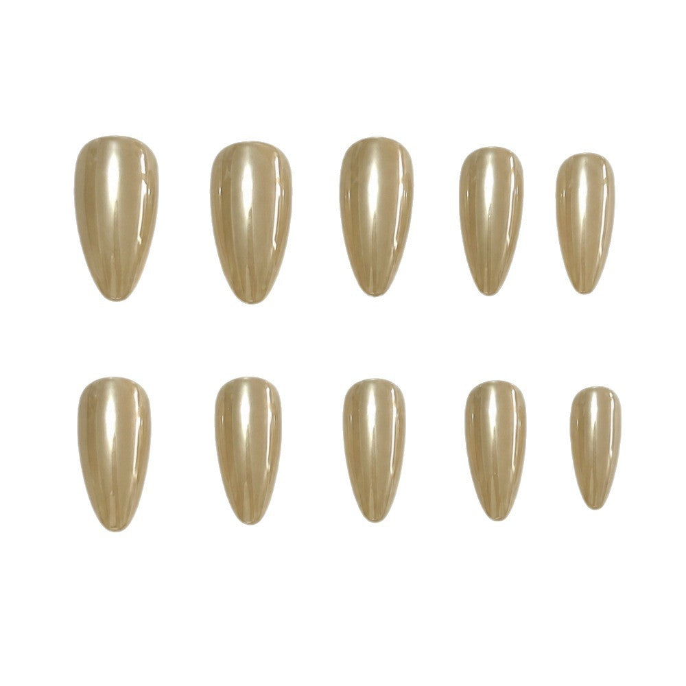 Trendy and Shiny Artificial Nails Kalsten