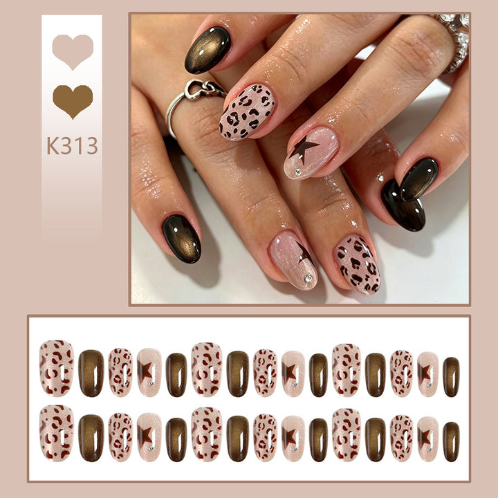 Glamorous artificial nails Kalsten
