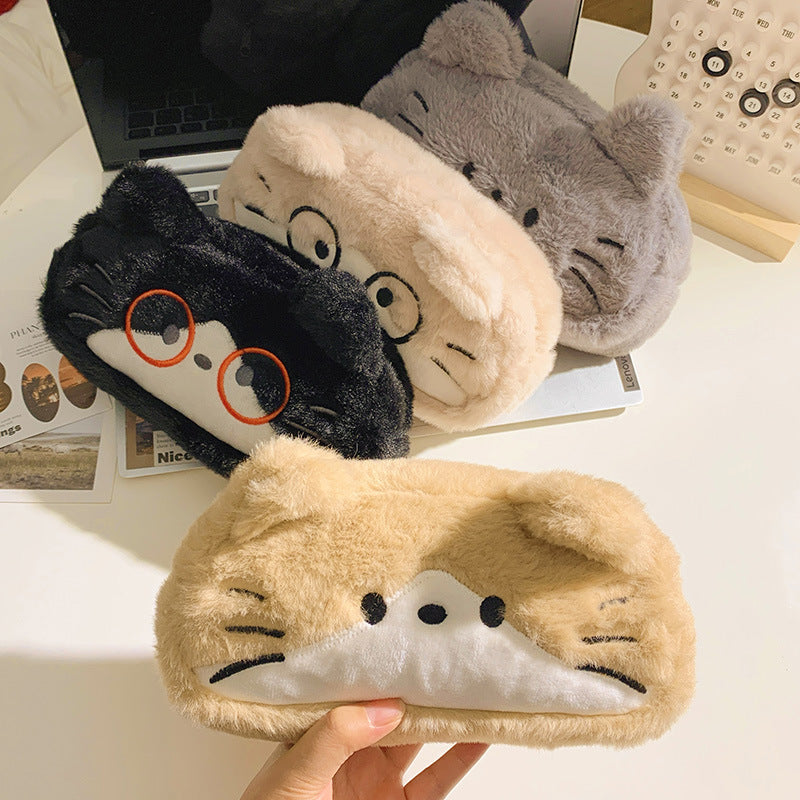 Care pillow with cute cat design Kalsten