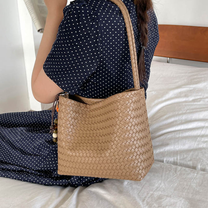 Handcrafted ven Leather Tote Kalsten