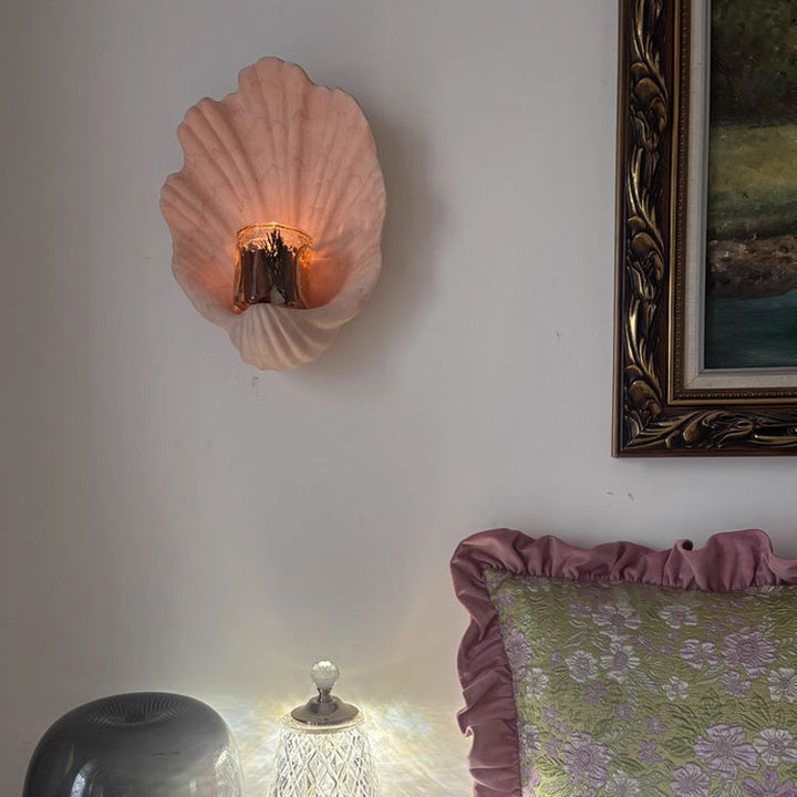 Decorative Shell-Shaped Serving Bowl