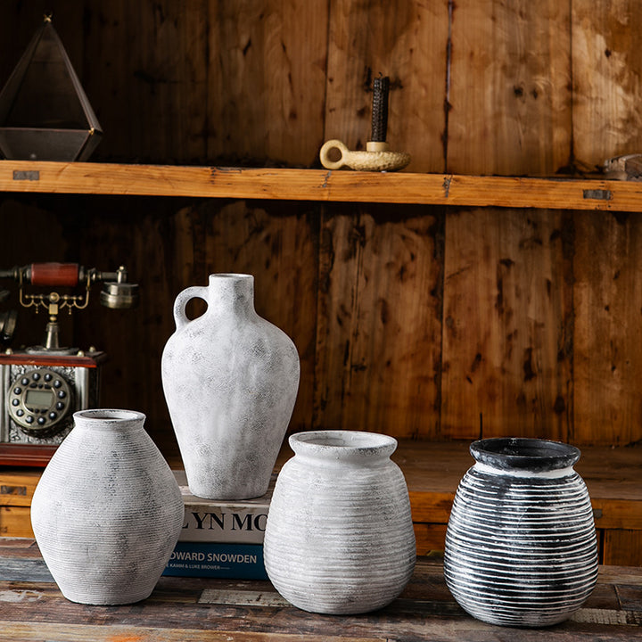 Decorative ceramic vase Kalsten