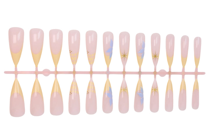 Artificial nail set with elegant floral design and golden accents Kalsten