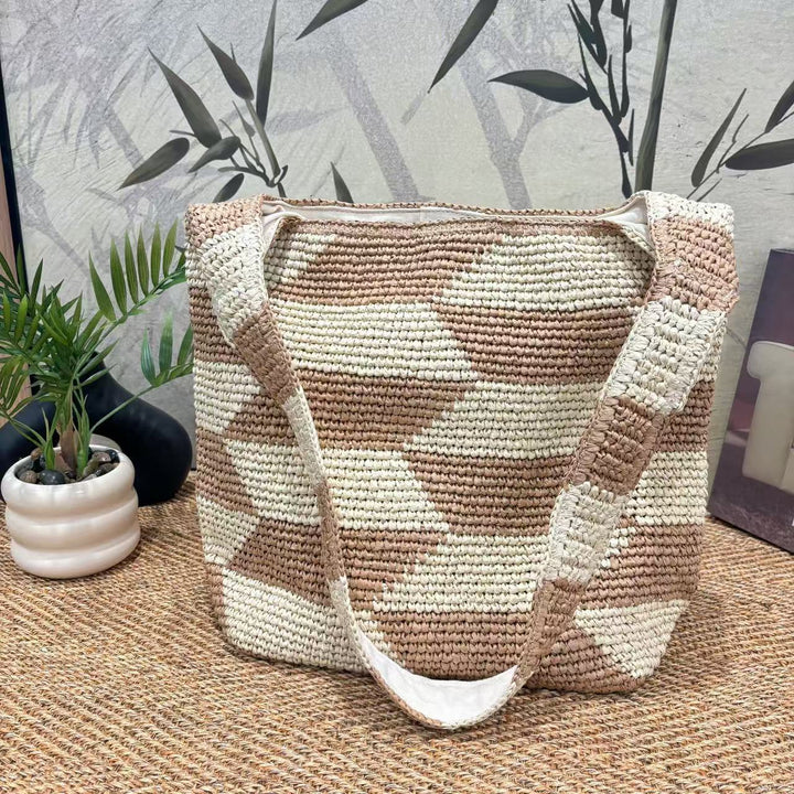 Handcrafted crossbody bag with geometric pattern Kalsten