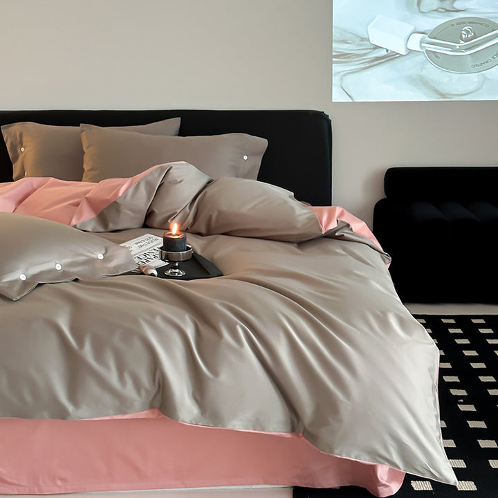 Reversible bedding set made of fine cotton satin with button placket and contrasting back