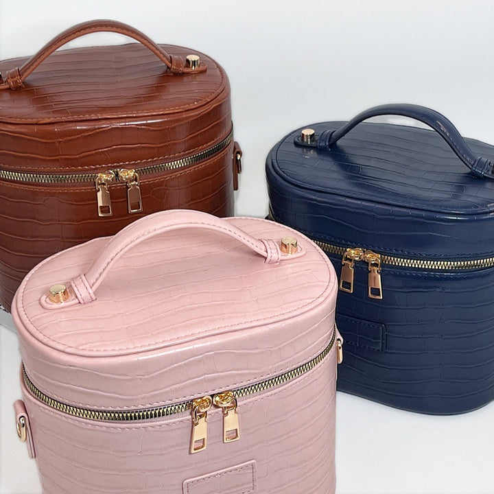 Cosmetic bag in elegant crocodile look by Kalsten