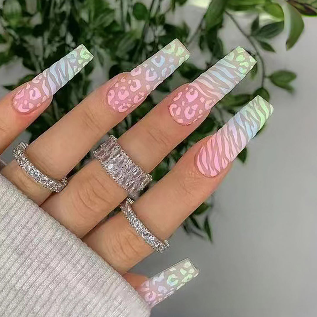 Artistic Long Press-On Nail Extensions Kalsten