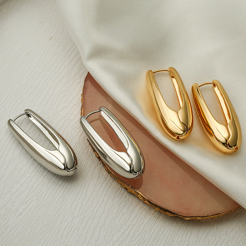 Elegant and Stylish Earrings Kalsten