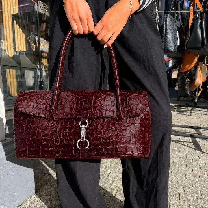 Elegant Crocodile Pattern Handbag