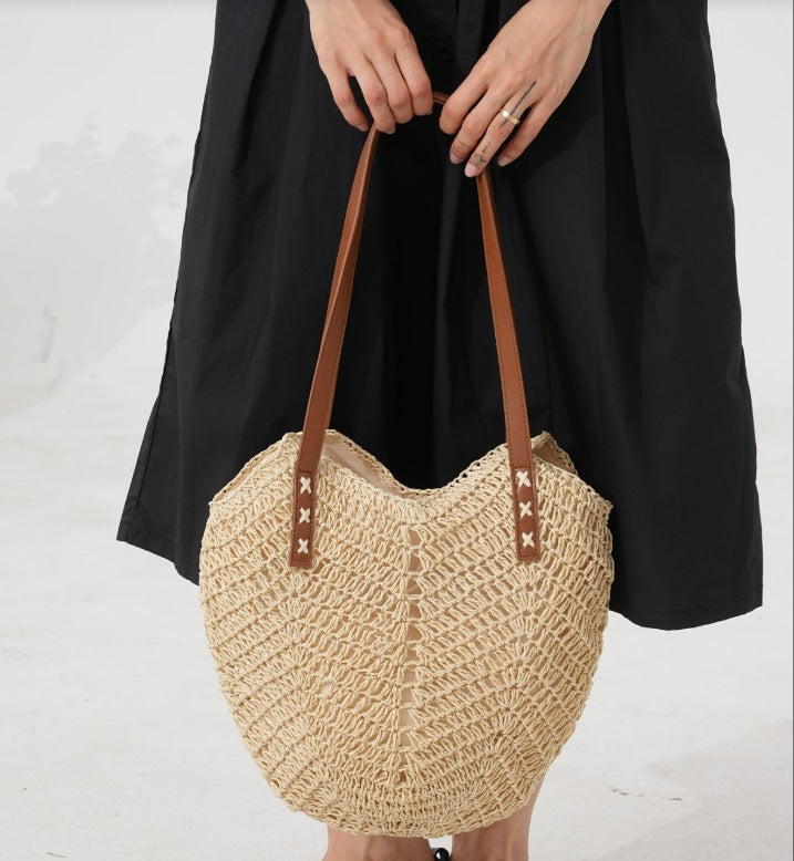 Shoulder bag made of hand-woven natural material Kalsten