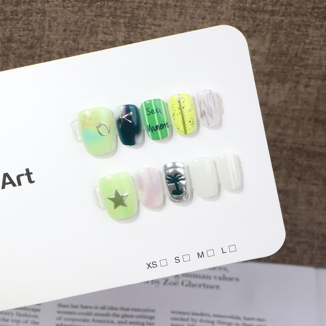 Artistic Sea-Themed Press-On Nail Art Kalsten