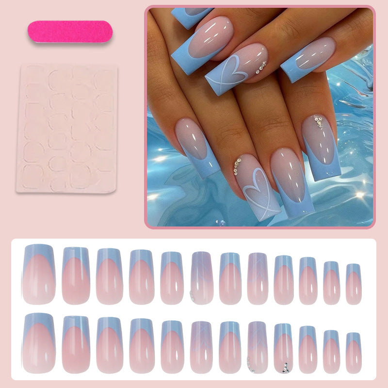 Artificial nail set with romantic heart designs and glamorous accents Kalsten